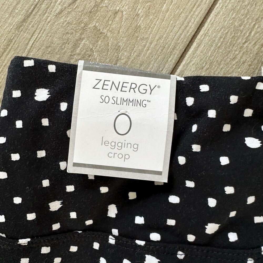 Zenergy by Chico’s So Slimming Knit Crop Leggings Chico’s Size O (4-6 S) Black - Picture 5 of 6